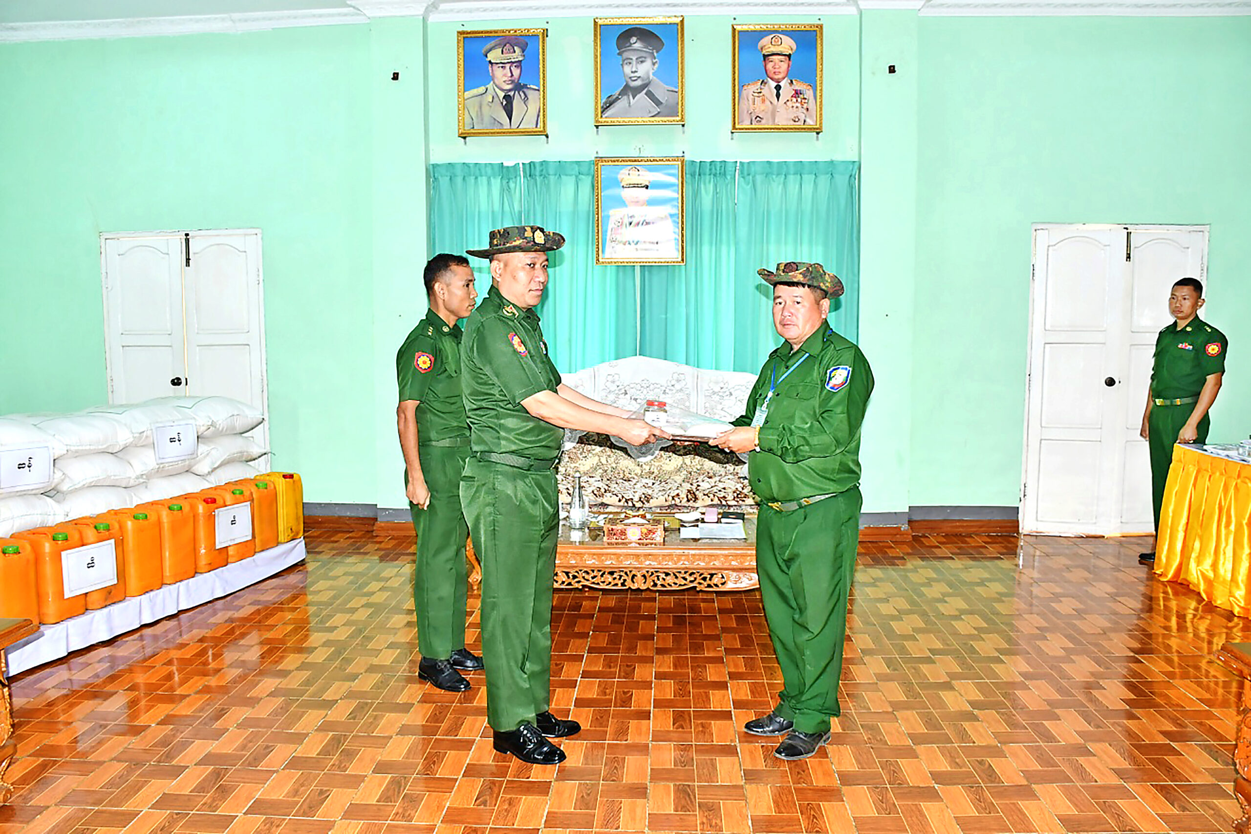 ရှမ်းပြည်နယ်(တောင်ပိုင်း)၊ မြို့နယ်အသီးသီးရှိ ပြည်သူ့စစ်(ဌာနေ) တပ်ဖွဲ့ဝင်များအားတွေ့ဆုံ